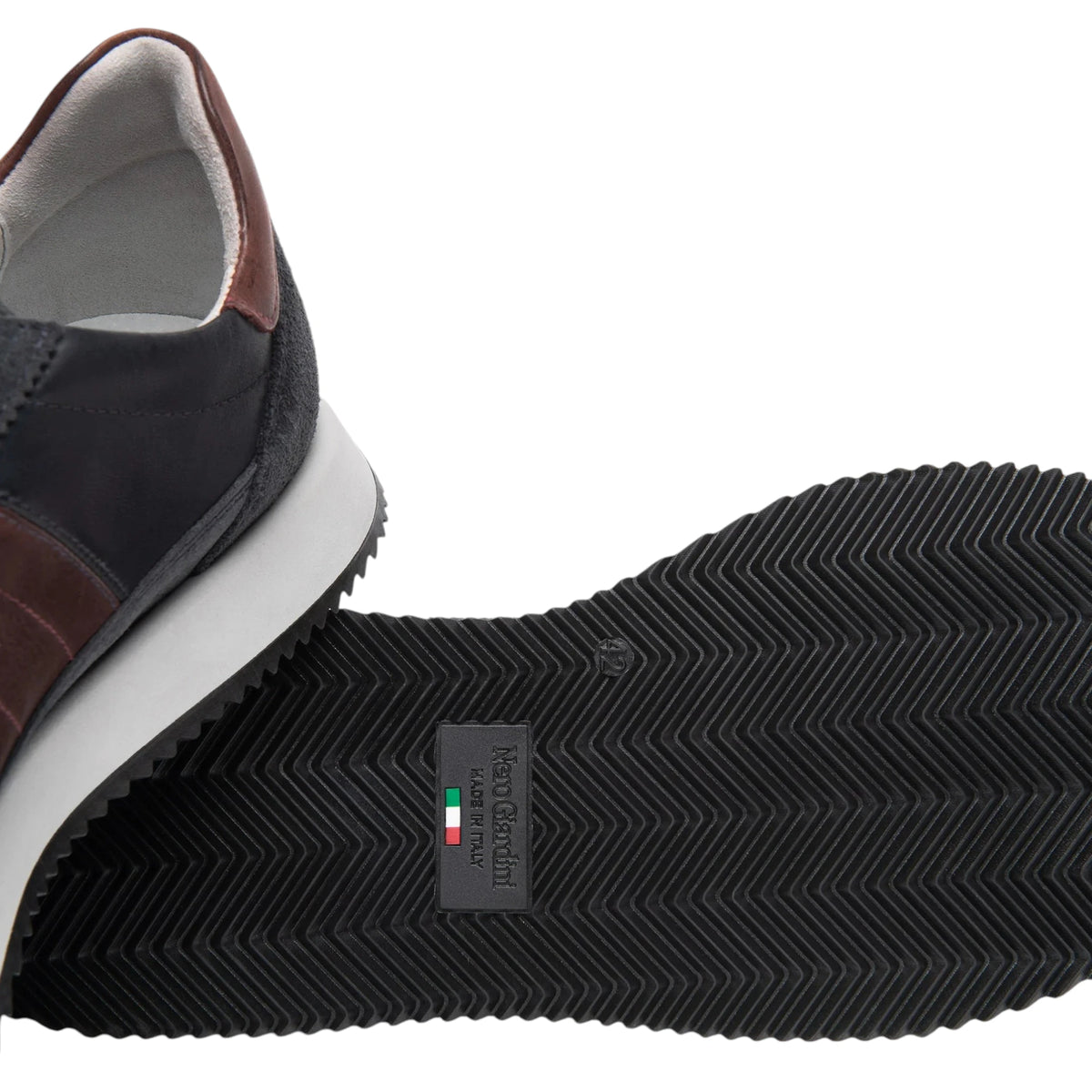 NeroGiardini Sneakers Uomo in Camoscio e Pelle
