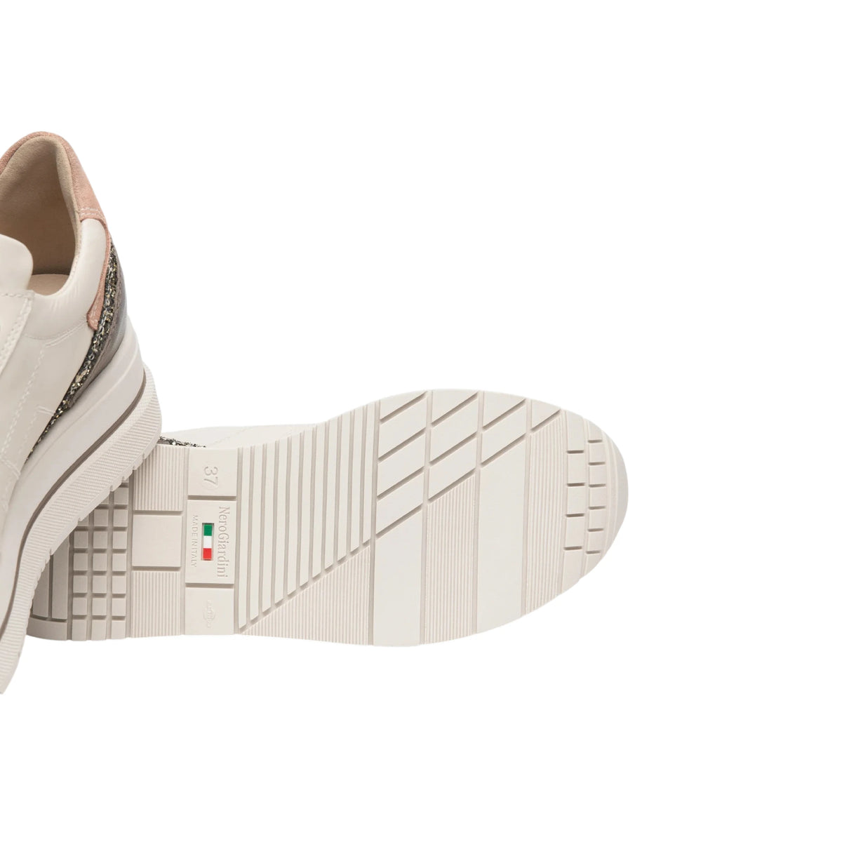 NeroGiardini Sneakers da donna in pelle e tessuto tecnico