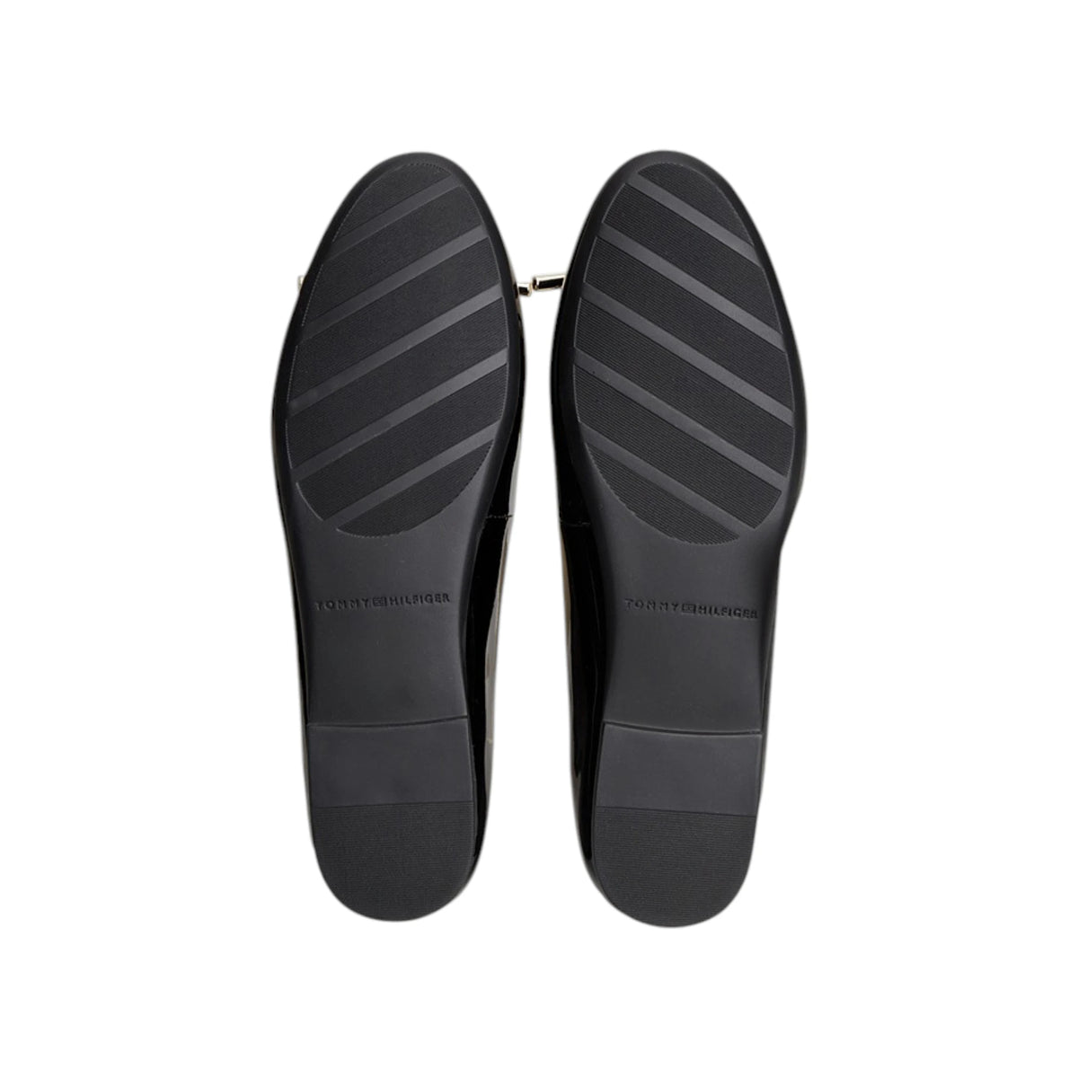 Tommy Hilfiger Ballerine in pelle verniciata con charm FW0FW09481BDS