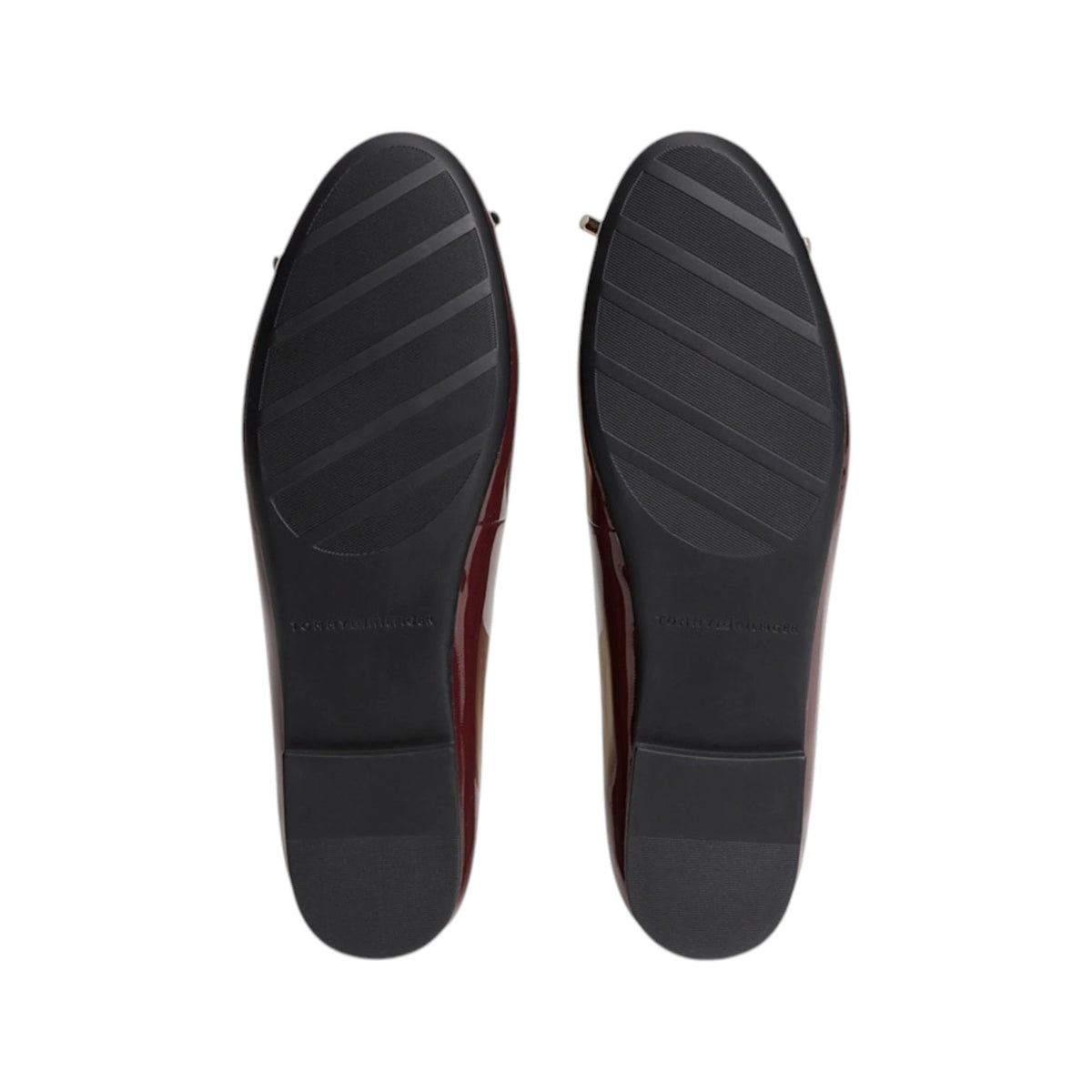 Tommy Hilfiger Ballerine in pelle verniciata con charm FW0FW09481XUT