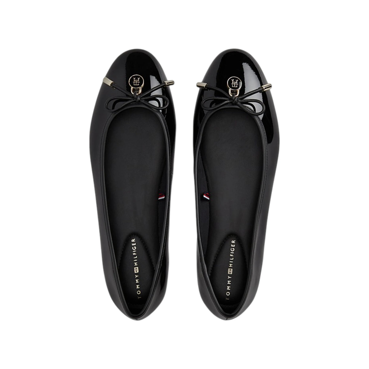 Tommy Hilfiger Ballerine in pelle verniciata con charm FW0FW09481BDS