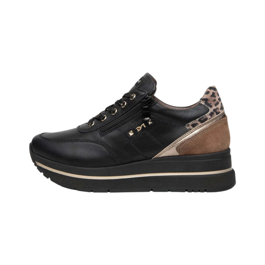 NeroGiardini Sneakers da donna in pelle e tessuto tecnico