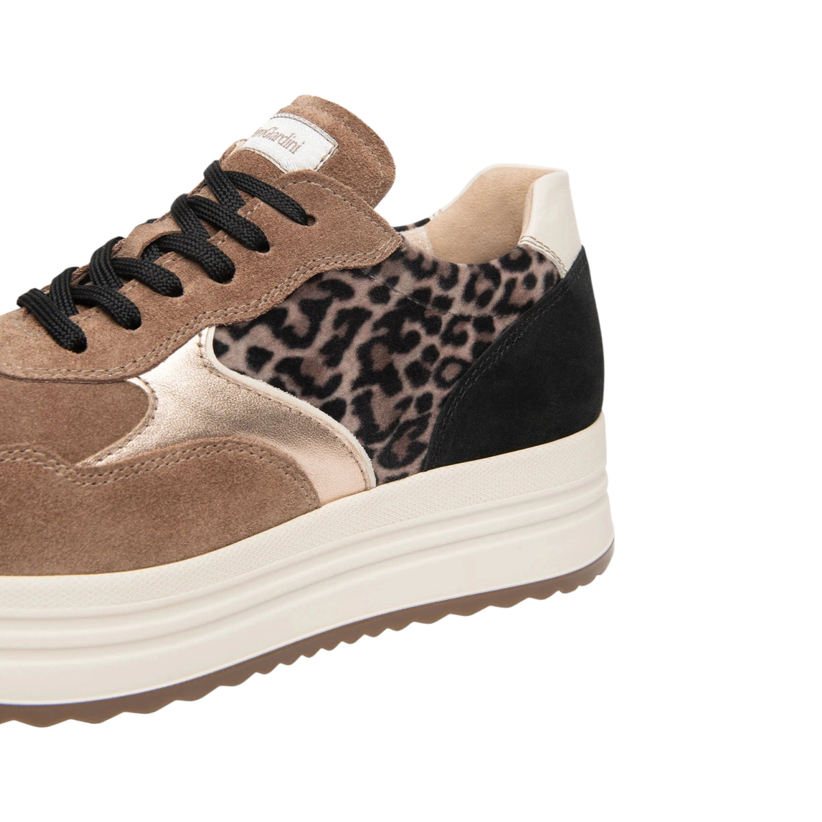 NeroGiardini Sneakers da donna in pelle scamosciata